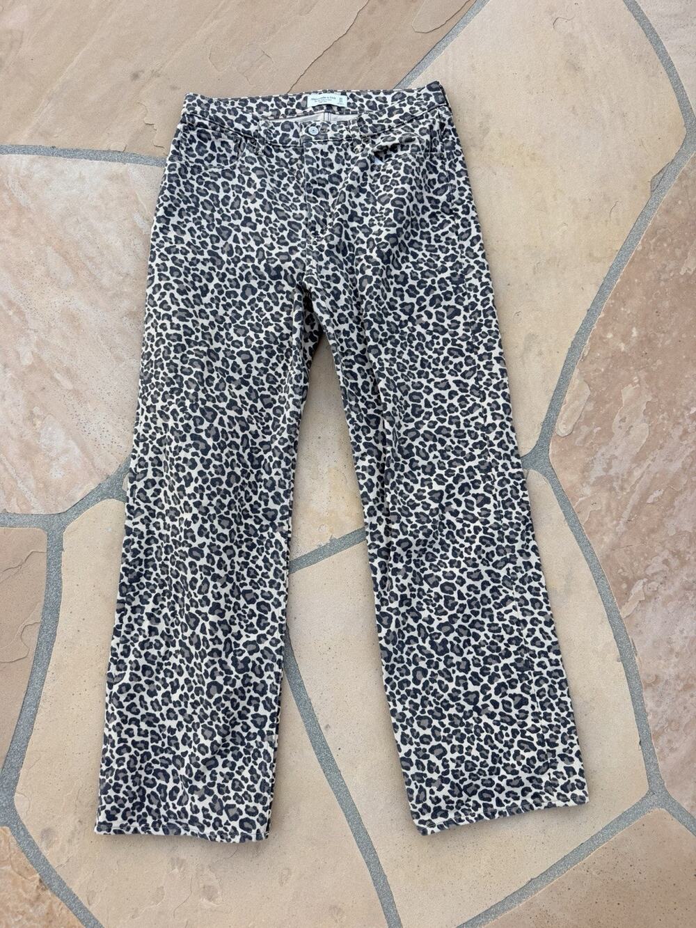 Abercrombie & Fitch Leopard Print 90s Relaxed Jeans Women's 30 10R High Rise